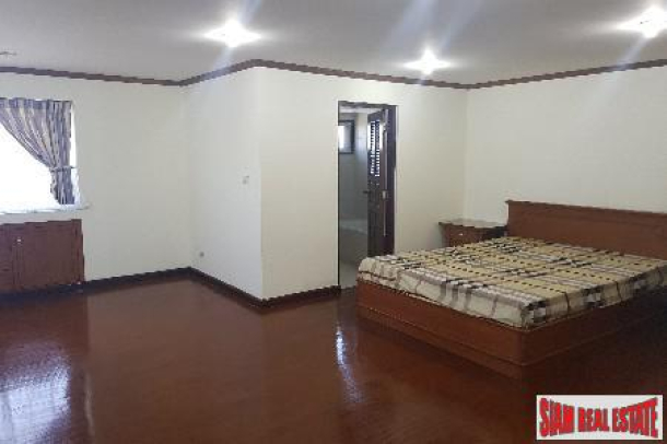 3 Bed, 4 Bath, ApartmentFor Sale, Thong Lo, Bangkok