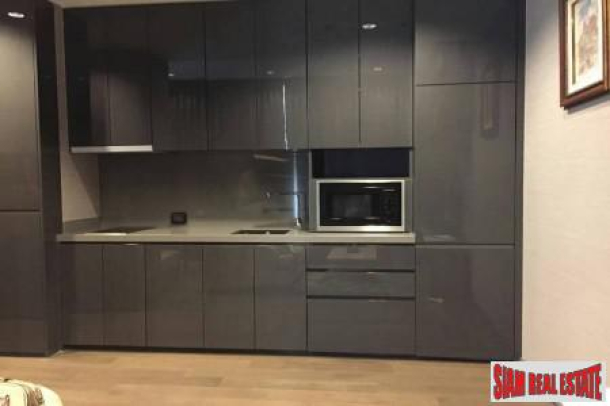 1 Bed, 1 Bath, ApartmentFor Sale, Silom, Bangkok