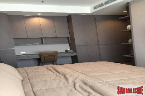 1 Bed, 1 Bath, ApartmentFor Sale, Silom, Bangkok