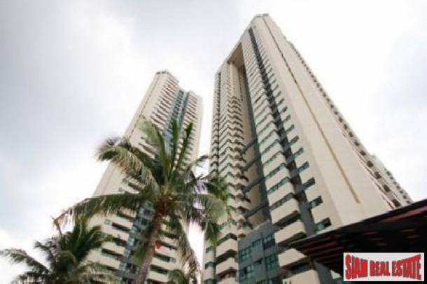 3 Bed, 2 Bath, ApartmentFor Sale, Silom, Bangkok