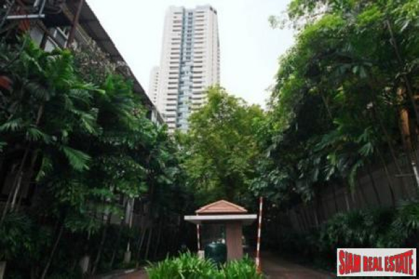 3 Bed, 4 Bath, ApartmentFor Sale, Silom, Bangkok