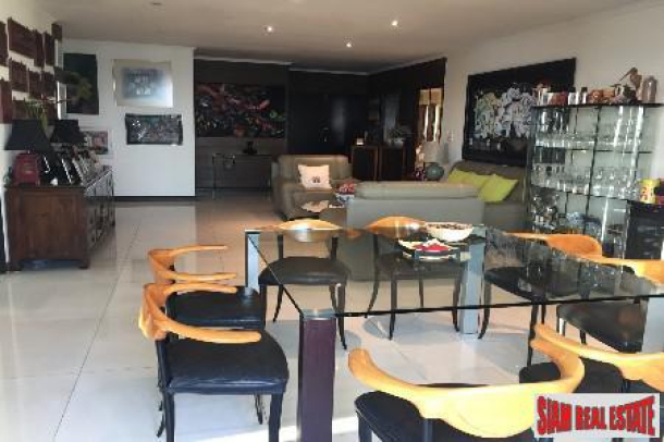 3 Bed, 4 Bath, ApartmentFor Sale, Silom, Bangkok