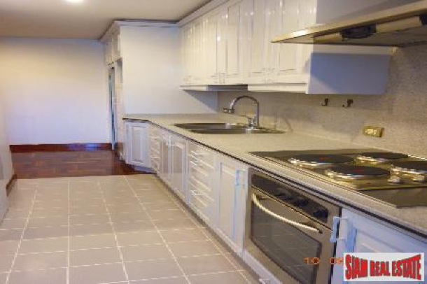 2 Bed, 2 Bath, ApartmentFor Sale, Thong Lo, Bangkok