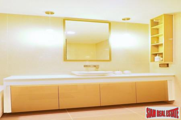 3 Bed, 2 Bath, ApartmentFor Sale, Sukhumvit Soi 40-63, Bangkok