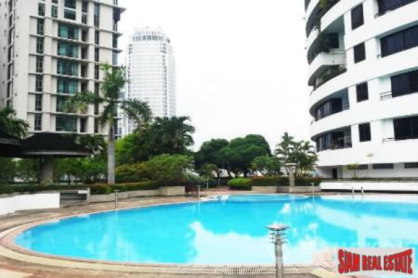 2 Bed, 2 Bath, ApartmentFor Sale, Thong Lo, Bangkok
