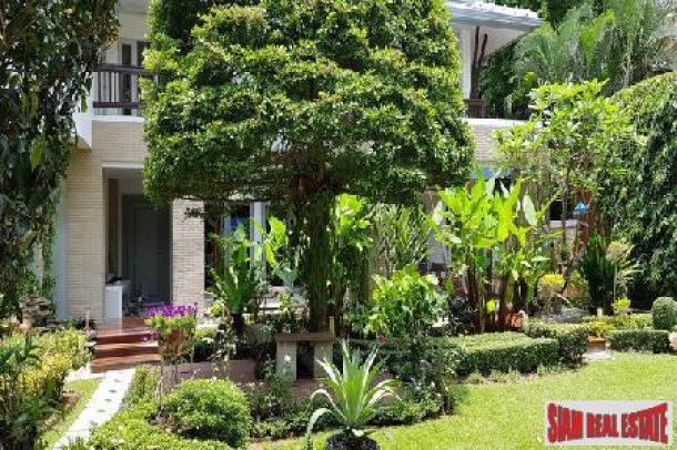 4 Bed, 4 Bath, HouseFor Sale, Lat Phrao, Bangkok 4 Bed, 4 Bath, HouseFor Sale, Lat Phrao, Bangkok