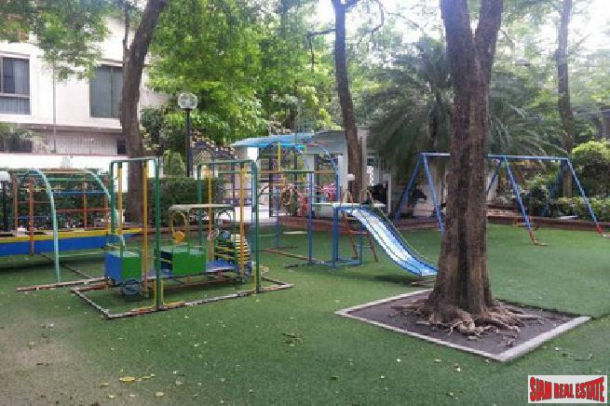 3 Bed, 3 Bath, HouseFor Sale, Phrom Phong, Bangkok 3 Bed, 3 Bath, HouseFor Sale, Phrom Phong, Bangkok