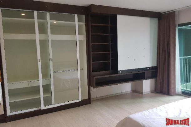 2 Bed, 2 Bath, ApartmentFor Sale, Thong Lo, Bangkok