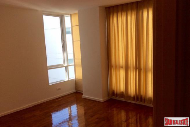 3 Bed, 2 Bath, ApartmentFor Sale, Nana, Bangkok 3 Bed, 2 Bath, ApartmentFor Sale, Nana, Bangkok