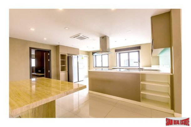 2 Bed, 2 Bath, ApartmentFor Sale, Thong Lo, Bangkok