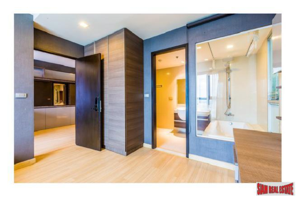 2 Bed, 2 Bath, ApartmentFor Sale, Phra Khanong, Bangkok