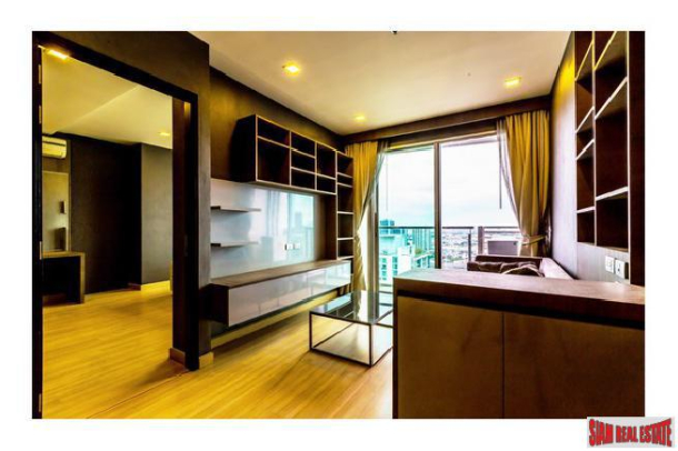 2 Bed, 2 Bath, ApartmentFor Sale, Phra Khanong, Bangkok