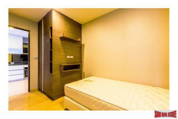 2 Bed, 2 Bath, ApartmentFor Sale, Phra Khanong, Bangkok