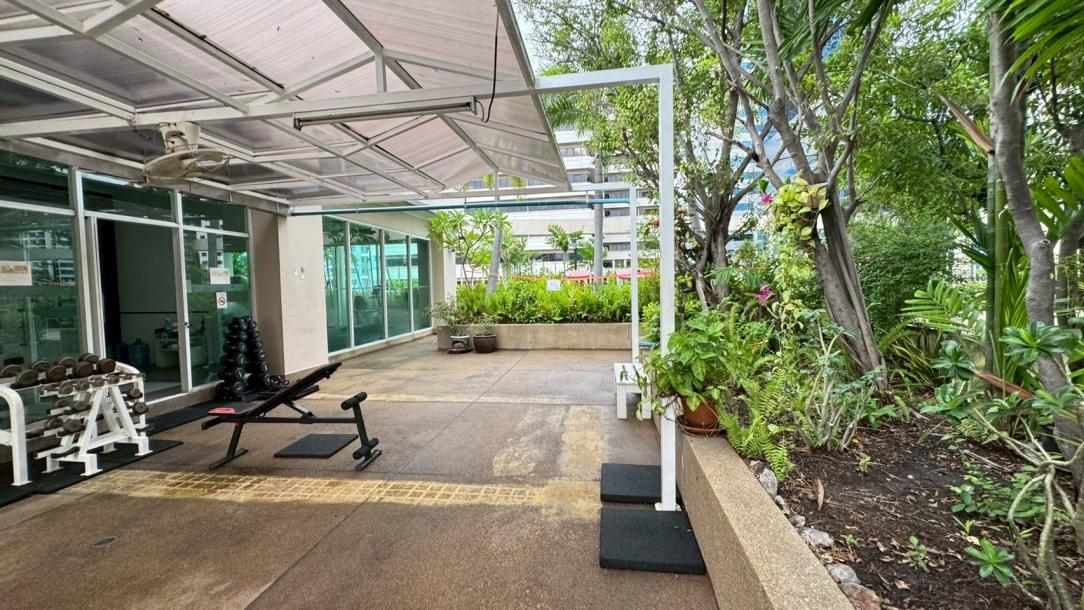 2 Bed, 1 Bath, ApartmentFor Sale, Asok, Bangkok