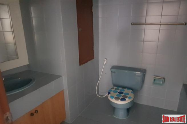 3 Bed, 4 Bath, ApartmentFor Sale, Ekkamai, Bangkok 3 Bed, 4 Bath, ApartmentFor Sale, Ekkamai, Bangkok