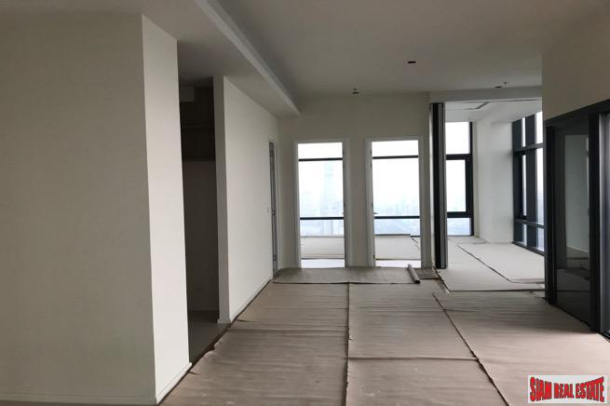 3 Bed, 2 Bath, ApartmentFor Sale, Phetchaburi, Bangkok 3 Bed, 2 Bath, ApartmentFor Sale, Phetchaburi, Bangkok
