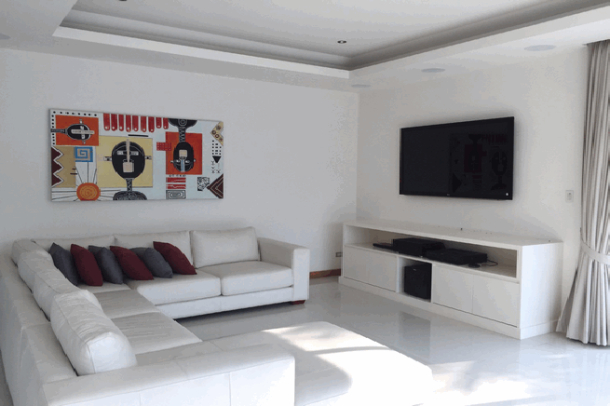 3 Bed, 3 Bath, HouseFor Sale, East Pattaya, Chonburi 3 Bed, 3 Bath, HouseFor Sale, East Pattaya, Chonburi