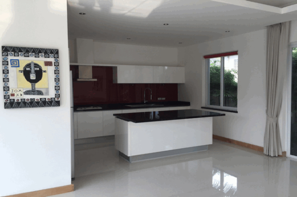 3 Bed, 3 Bath, HouseFor Sale, East Pattaya, Chonburi 3 Bed, 3 Bath, HouseFor Sale, East Pattaya, Chonburi