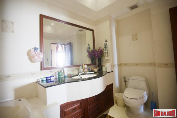 2 Bed, 1 Bath, ApartmentFor Sale, Jomtien, Chonburi 2 Bed, 1 Bath, ApartmentFor Sale, Jomtien, Chonburi