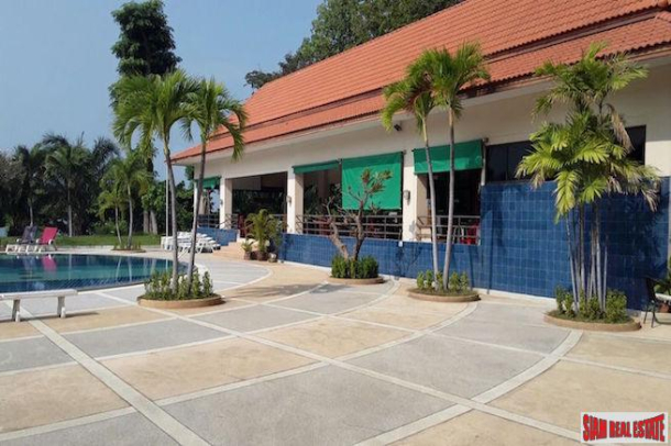 2 Bed, 1 Bath, ApartmentFor Sale, Jomtien, Chonburi 2 Bed, 1 Bath, ApartmentFor Sale, Jomtien, Chonburi