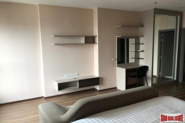 3 Bed, 3 Bath, ApartmentFor Sale, Wongwian Yai, Bangkok 3 Bed, 3 Bath, ApartmentFor Sale, Wongwian Yai, Bangkok