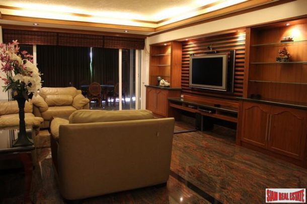 3 Bed, 2 Bath, ApartmentFor Sale, Na Jomtien, Chonburi 3 Bed, 2 Bath, ApartmentFor Sale, Na Jomtien, Chonburi