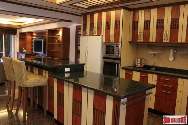 3 Bed, 2 Bath, ApartmentFor Sale, Na Jomtien, Chonburi 3 Bed, 2 Bath, ApartmentFor Sale, Na Jomtien, Chonburi