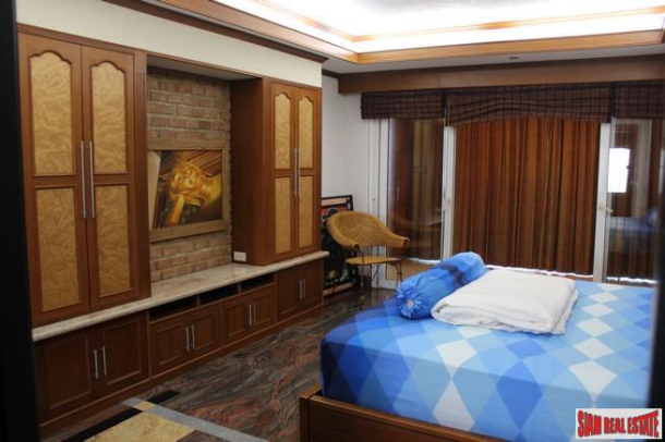 3 Bed, 2 Bath, ApartmentFor Sale, Na Jomtien, Chonburi 3 Bed, 2 Bath, ApartmentFor Sale, Na Jomtien, Chonburi