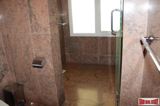 3 Bed, 2 Bath, ApartmentFor Sale, Na Jomtien, Chonburi 3 Bed, 2 Bath, ApartmentFor Sale, Na Jomtien, Chonburi