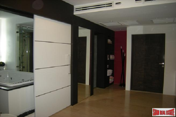 1 Bed, 2 Bath, ApartmentFor Sale, Asok, Bangkok