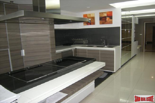 1 Bed, 2 Bath, ApartmentFor Sale, Asok, Bangkok