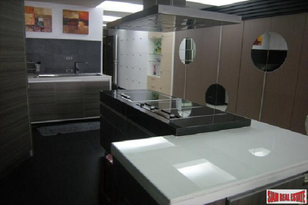 1 Bed, 2 Bath, ApartmentFor Sale, Asok, Bangkok