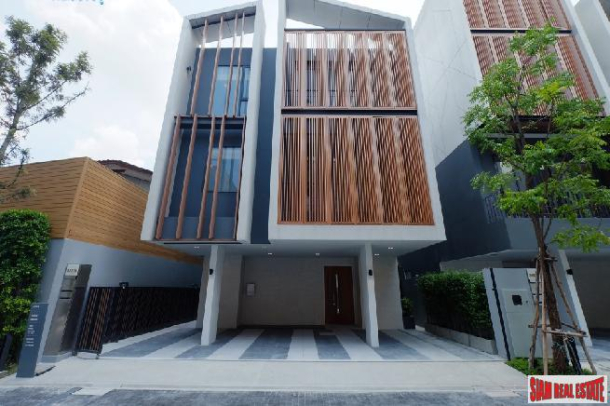 4 Bed, 4 Bath, HouseFor Sale, Ekkamai, Bangkok 4 Bed, 4 Bath, HouseFor Sale, Ekkamai, Bangkok