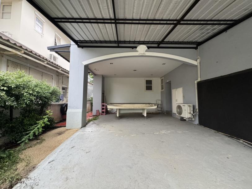 4 Bed, 3 Bath, HouseFor Sale, On Nut, Bangkok 4 Bed, 3 Bath, HouseFor Sale, On Nut, Bangkok