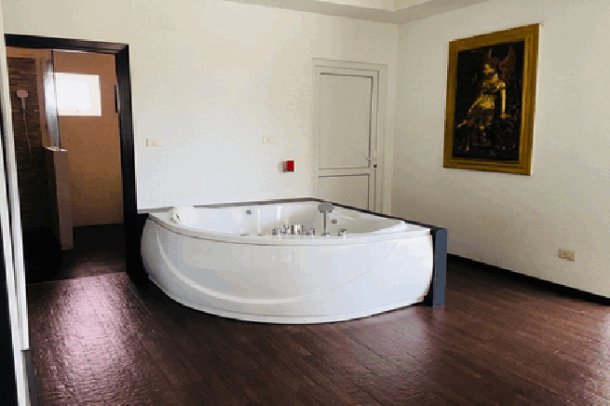3 Bed, 3 Bath, HouseFor Sale, Na Jomtien, Chonburi 3 Bed, 3 Bath, HouseFor Sale, Na Jomtien, Chonburi