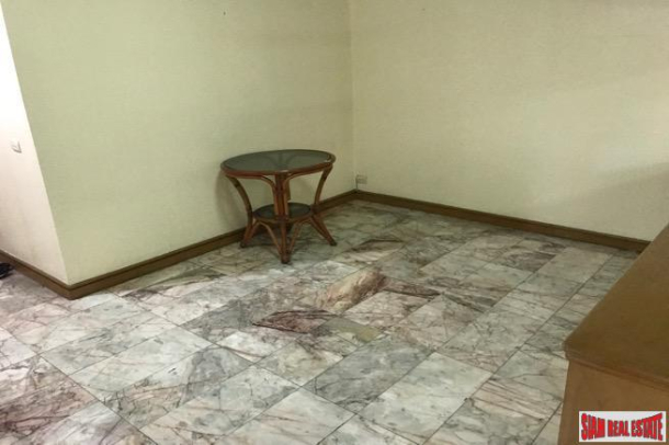 3 Bed, 3 Bath, ApartmentFor Sale, Asok, Bangkok 3 Bed, 3 Bath, ApartmentFor Sale, Asok, Bangkok