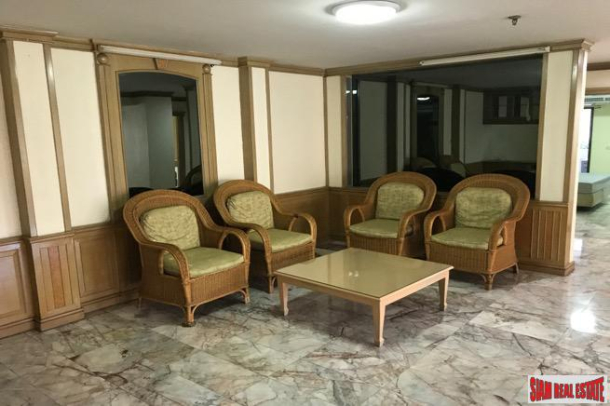 3 Bed, 3 Bath, ApartmentFor Sale, Asok, Bangkok 3 Bed, 3 Bath, ApartmentFor Sale, Asok, Bangkok