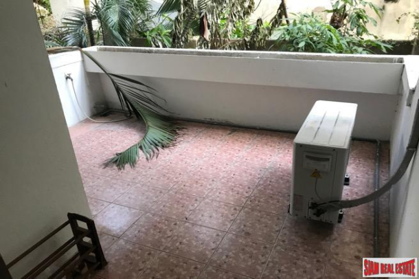 3 Bed, 3 Bath, ApartmentFor Sale, Asok, Bangkok 3 Bed, 3 Bath, ApartmentFor Sale, Asok, Bangkok