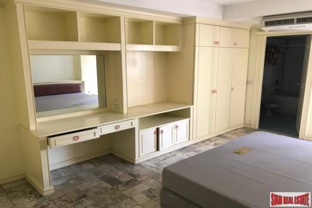 3 Bed, 3 Bath, ApartmentFor Sale, Asok, Bangkok 3 Bed, 3 Bath, ApartmentFor Sale, Asok, Bangkok