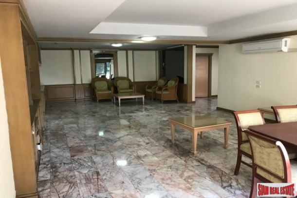 3 Bed, 3 Bath, ApartmentFor Sale, Asok, Bangkok 3 Bed, 3 Bath, ApartmentFor Sale, Asok, Bangkok