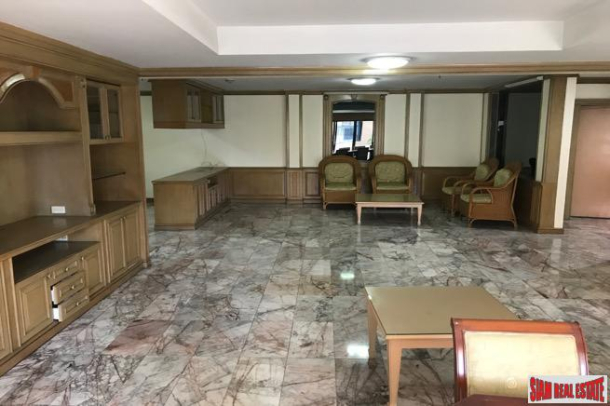 3 Bed, 3 Bath, ApartmentFor Sale, Asok, Bangkok 3 Bed, 3 Bath, ApartmentFor Sale, Asok, Bangkok