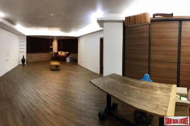 3 Bed, 3 Bath, ApartmentFor Sale, Thong Lo, Bangkok