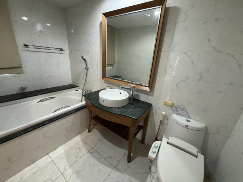 2 Bed, 2 Bath, ApartmentFor Sale, Ekkamai, Bangkok 2 Bed, 2 Bath, ApartmentFor Sale, Ekkamai, Bangkok