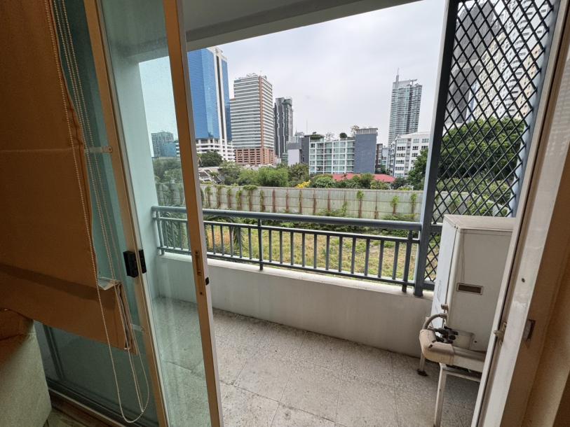 2 Bed, 2 Bath, ApartmentFor Sale, Ekkamai, Bangkok 2 Bed, 2 Bath, ApartmentFor Sale, Ekkamai, Bangkok
