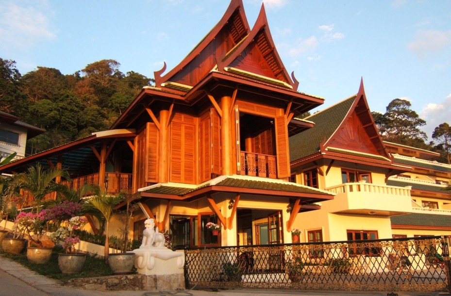 Commercial Property, For Sale