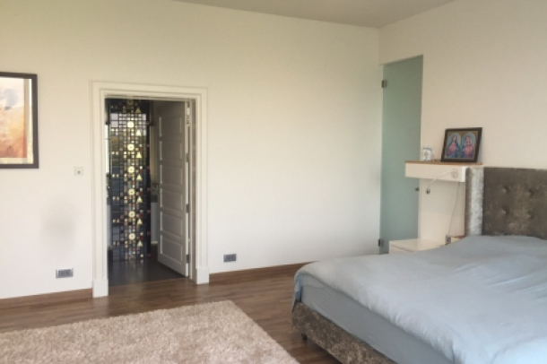 4 Bed, 4 Bath, HouseFor Sale, North - Hua Hin, Prachuap Khiri Khan