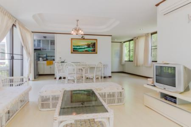 4 Bed, 3 Bath, HouseFor Sale, Central - Hua Hin, Prachuap Khiri Khan