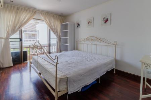 4 Bed, 3 Bath, HouseFor Sale, Central - Hua Hin, Prachuap Khiri Khan