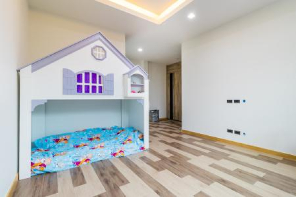 6 Bed, 6 Bath, HouseFor Sale, West - Hua Hin, Prachuap Khiri Khan