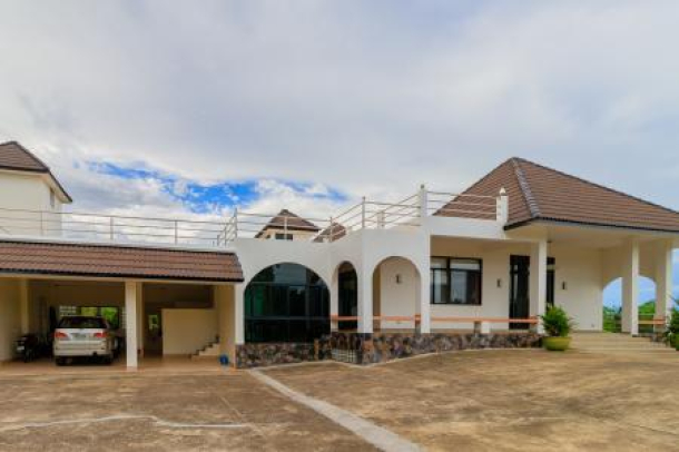 5 Bed, 4 Bath, HouseFor Sale, North - Hua Hin, Prachuap Khiri Khan